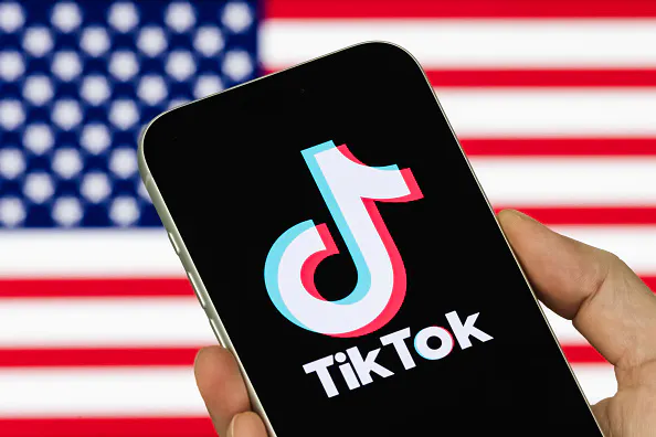 TikTok closes deal to operate in the US
