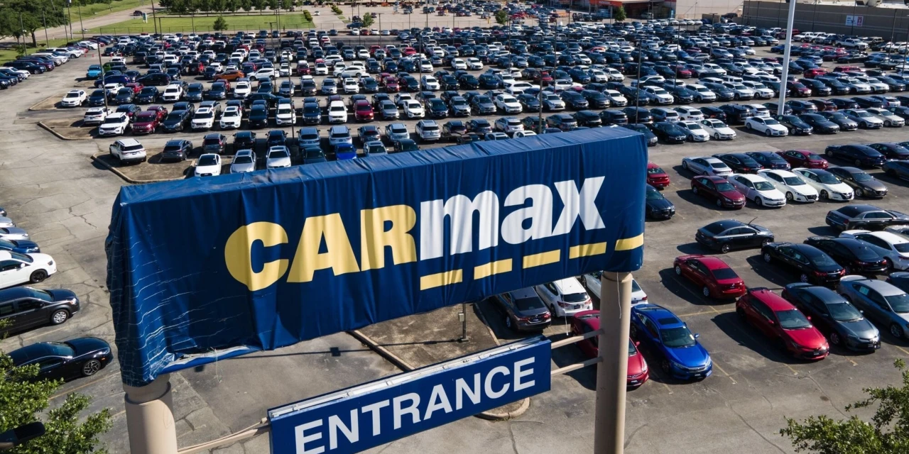 CarMax Taps Hotel Veteran to Lead Turnaround