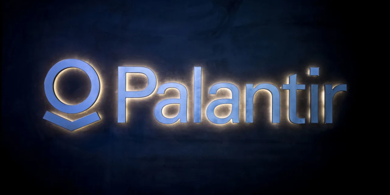 Palantir Stock Gains. It Torpedoes Rivals to Win This New AI Contract.