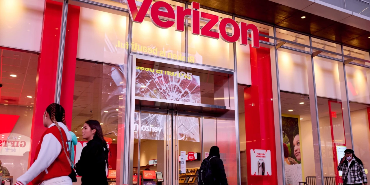 Verizon Users Experience Outages Nationwide