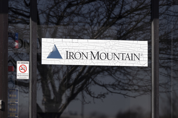 Iron Mountain's Q1 AFFO Beat Estimates, Revenues Rise Y/Y - Yahoo Finance