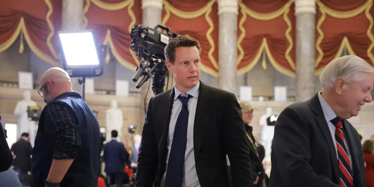 Netflix Walks Away a Winner After Losing Warner Bros. to Paramount