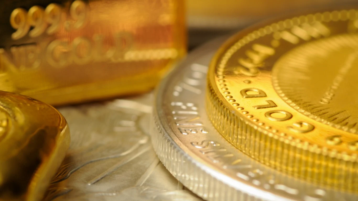 Physical Gold vs. Silver and the ETF Trade Setting Up Right Now