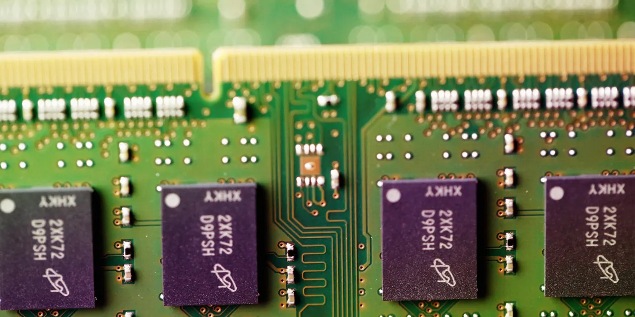 Micron Drums Up Support Into Earnings. Rising Memory Prices Are a Boon to the Stock.