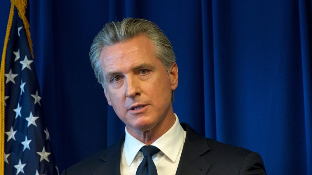 Trump Will Go 'Crazier and Crazier' After 'Blue Tsunami' in Midterms, Says Gavin Newsom — Crypto Bettors Raise Democratic Sweep Odds
