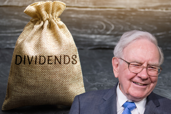 Warren Buffett Is Averaging Over $2.7 Million Per Day From This Dividend Stock - Should You Load Up?