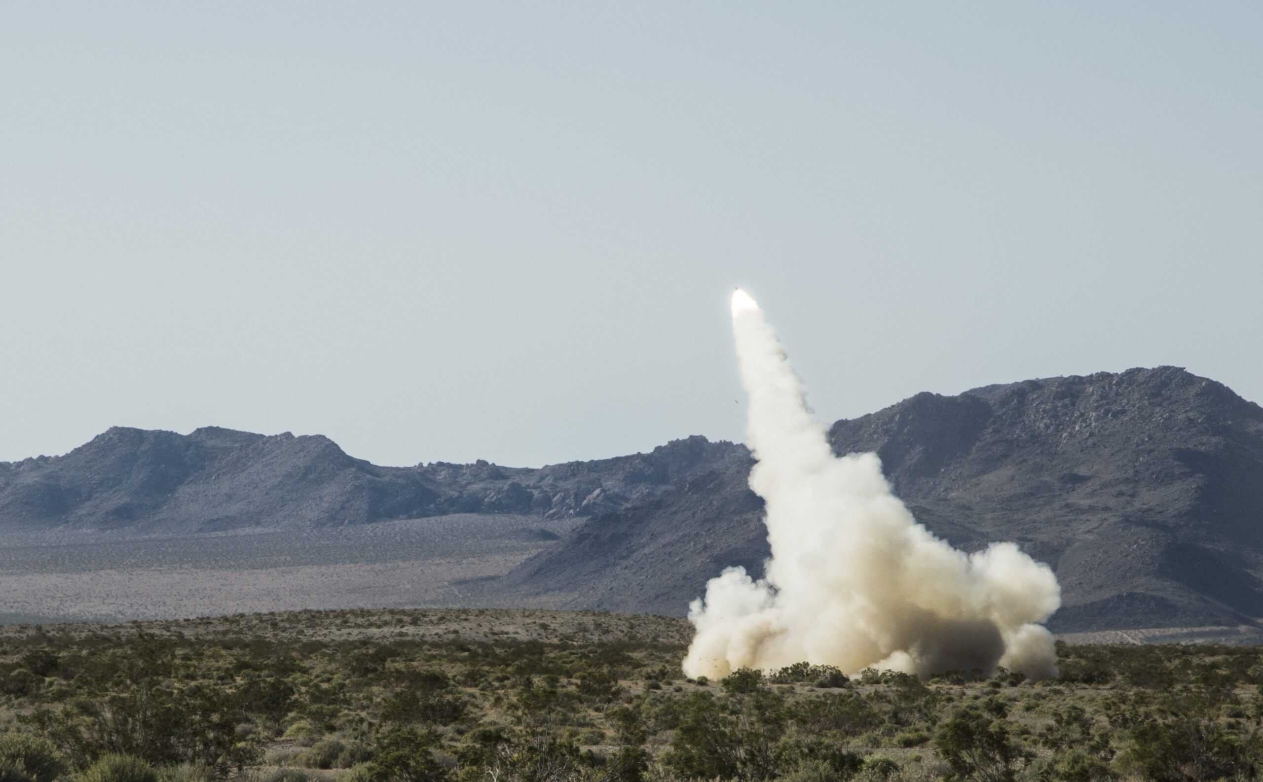 Rocket Lab Drops 6% as Citizens Cuts Target Over Neutron Delay; Planet Labs Slides 5%, SpaceX Slips