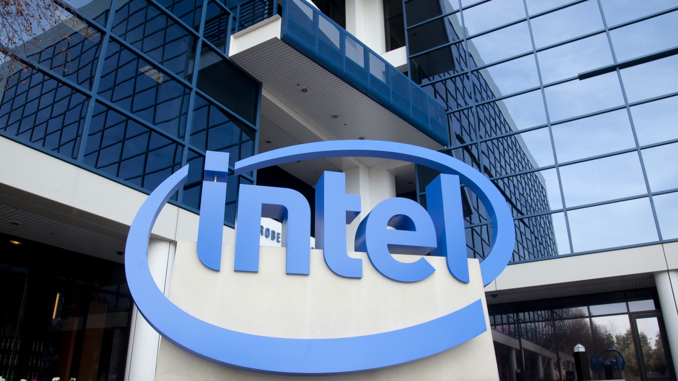 Three Problems Explain Why Intel Stock Dropped 7.5% This Week
