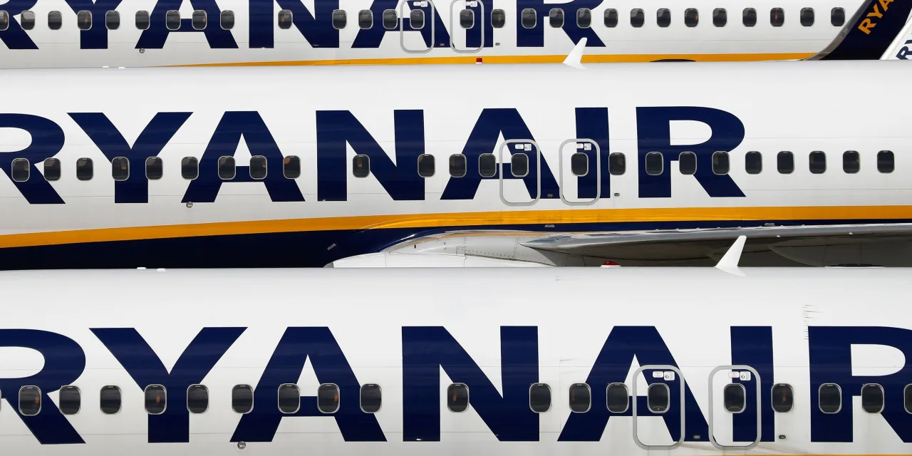 Europe’s largest airline warns of jet-fuel prices at $140 this winter as it cuts capacity