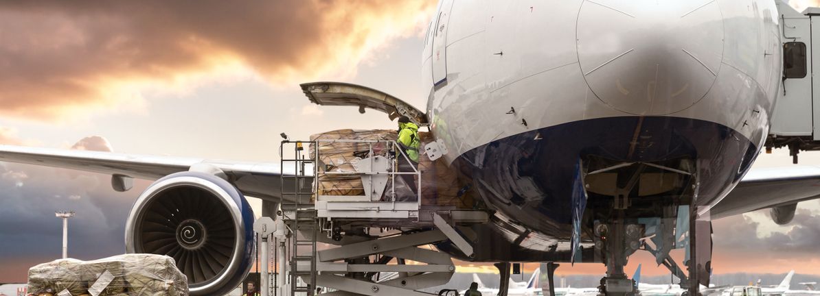 Unpleasant Surprises Could Be In Store For Expeditors International of Washington, Inc.'s Shares