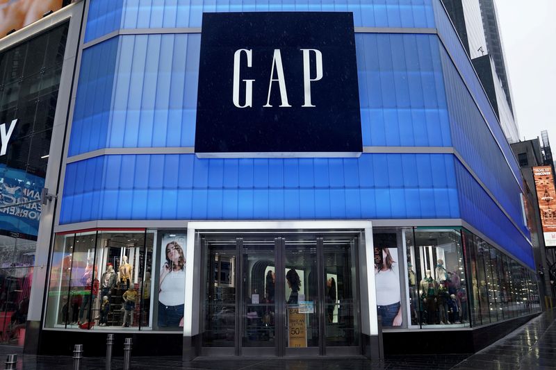 Patagonia sues Gap for copying 'iconic' flap pocket - Yahoo Finance