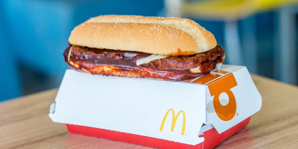 McDonald's Exec Stirs Up Bitcoin Crowd With McRib Return