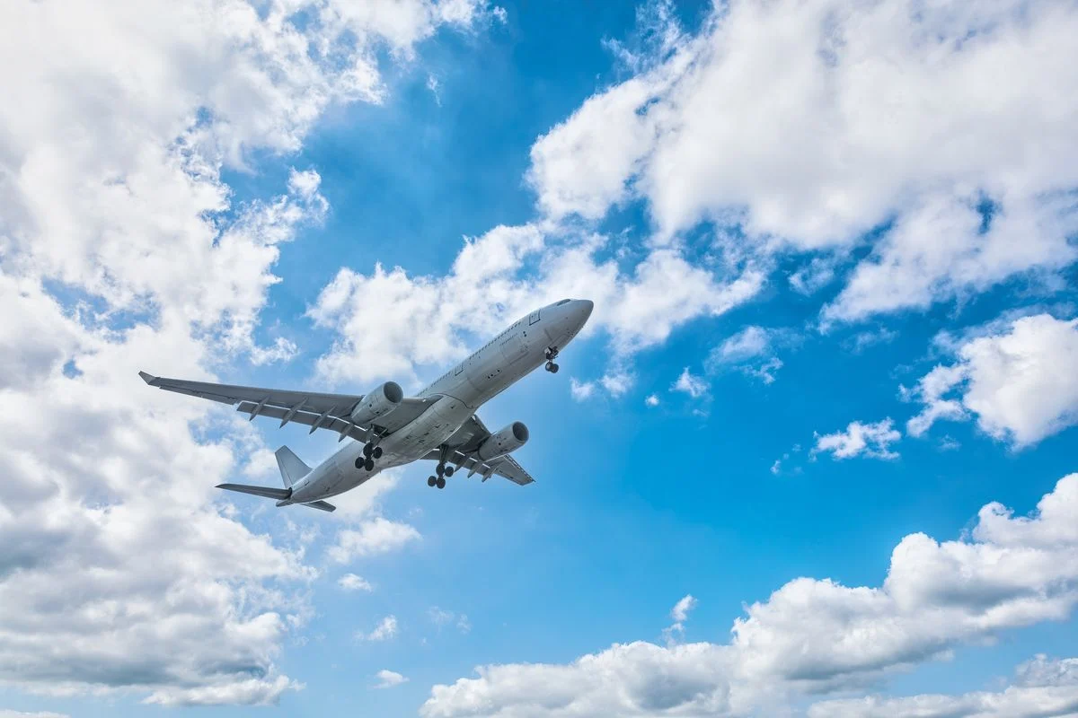 Stock Market Today, Oct. 21: Airline Shares Rise After United Issues Stronger Revenue Guidance