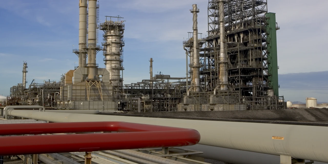 Inside Exxon’s Dilemma Over Returning to Venezuela