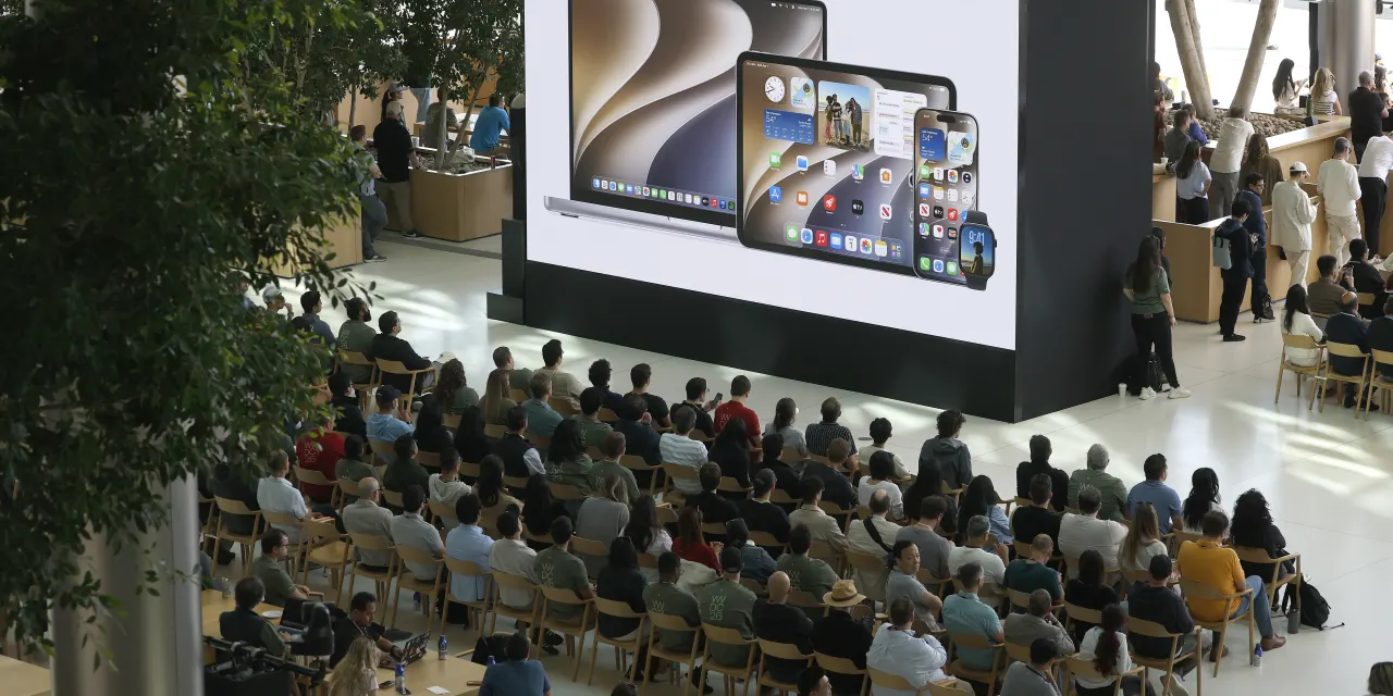Apple Left WWDC With More to Prove, Again. Where the Stock Goes From Here.