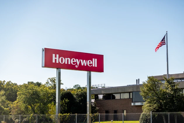 Honeywell warns of $470M charge as portfolio reshaping continues