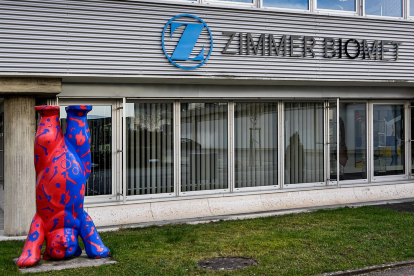 What's Going On With Zimmer Biomet Shares After Q1 Earnings?