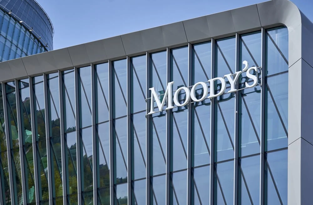 What's Going On With Moody's Corporation Stock Today?
