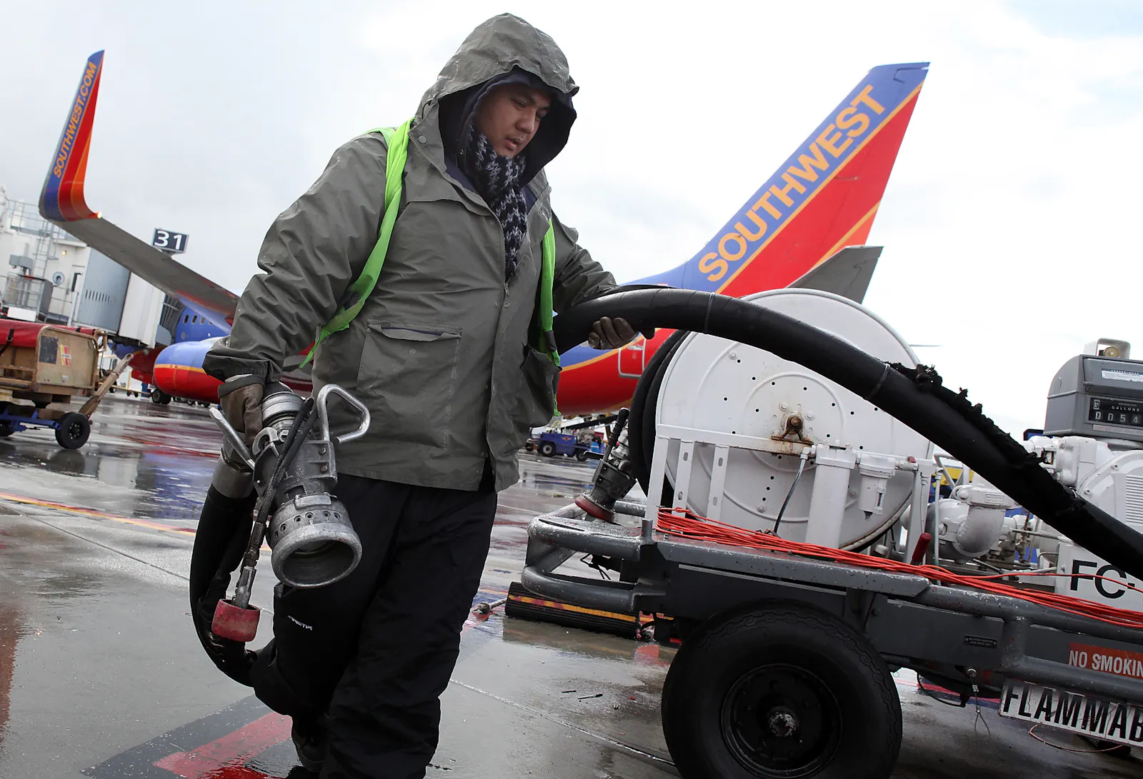 Amid Israel’s strikes, Delta, American, United, and other airlines take a beating on oil’s surge and airspace closures