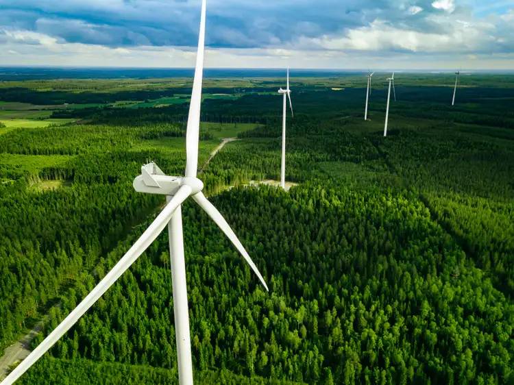 Vestas slips after Q2 profit lags forecast, orders down