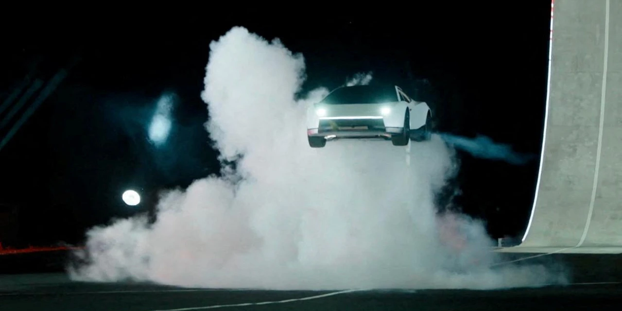 Five Big Questions About the New Flying Tesla Roadster