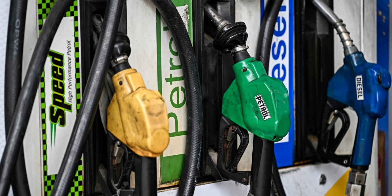 Oil Prices Climb on Renewed Supply Disruption Fears as U.S., Iran Exchange Fire
