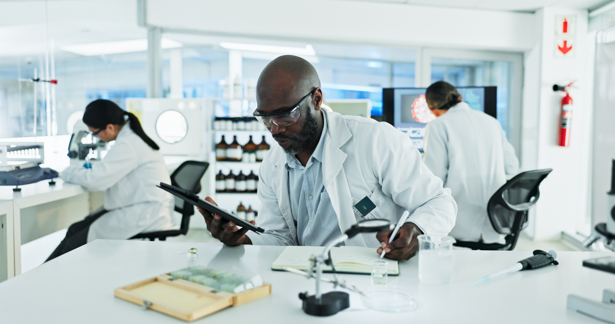 Franklin Street Loads Up on Thermo Fisher Scientific: Becomes 8th Largest Holding