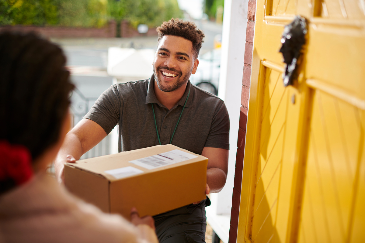 Is UPS Stock a Buy Before Oct. 28?