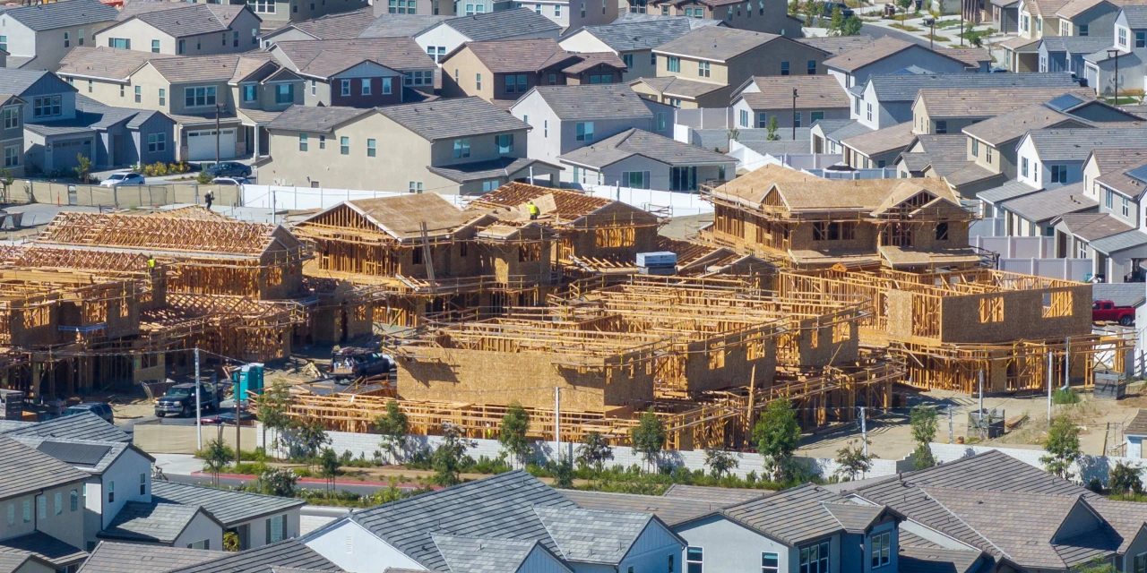Berkshire Now Owns About 10% of Lennar