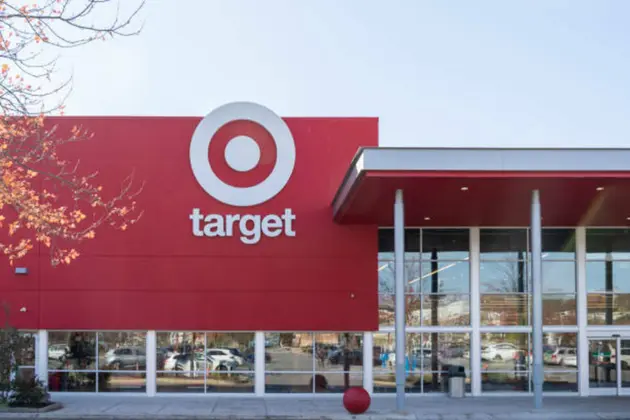 Walmart and Target draw strong Black Friday traffic despite the early deal season