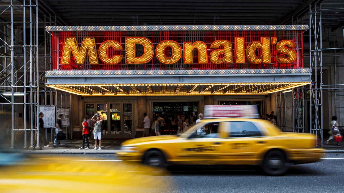 McDonald's vs. Starbucks Stock: Which Is a Better Investment? - Yahoo Finance