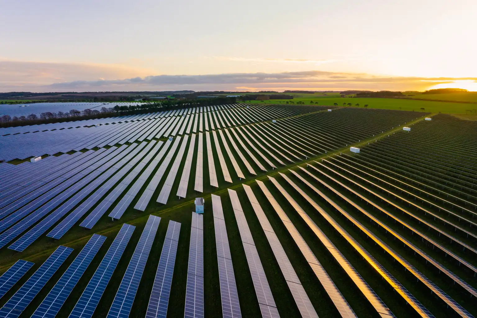Invesco Solar ETF: Solar Stocks Slump To Key Support As Rates Jump - Seeking Alpha