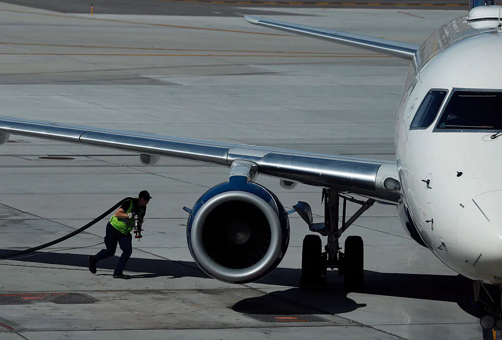 The 6 biggest US airlines spent $1.2 billion more on fuel in Q1, and things are about to get worse