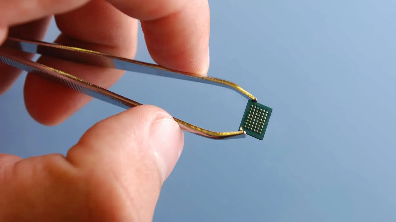 Forget Micron. Every Dollar of AI Memory Spending Has to Pass Through These 2 Stocks First