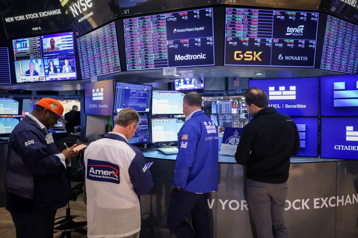 US Stock Futures Steady Ahead of Key August Jobs Data