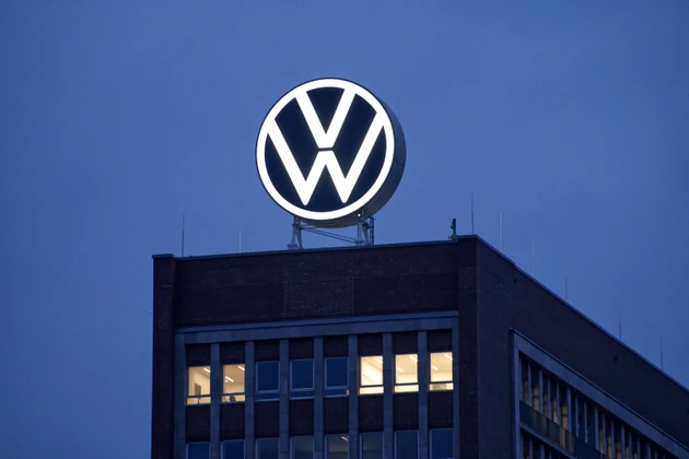 Volkswagen is to plan ending Bosch self-driving partnership
