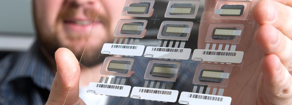 Is Universal Display Corporation Expensive For A Reason? A Look At Its Intrinsic Value