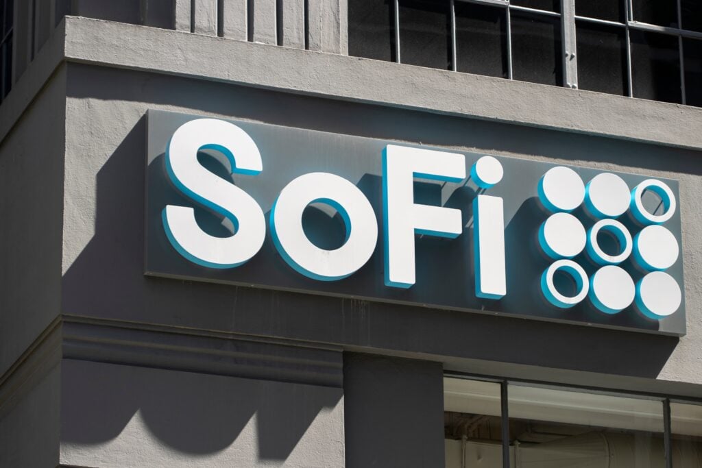 SoFi, Mastercard Launch Stablecoin Settlement Across $25 Billion Card Program