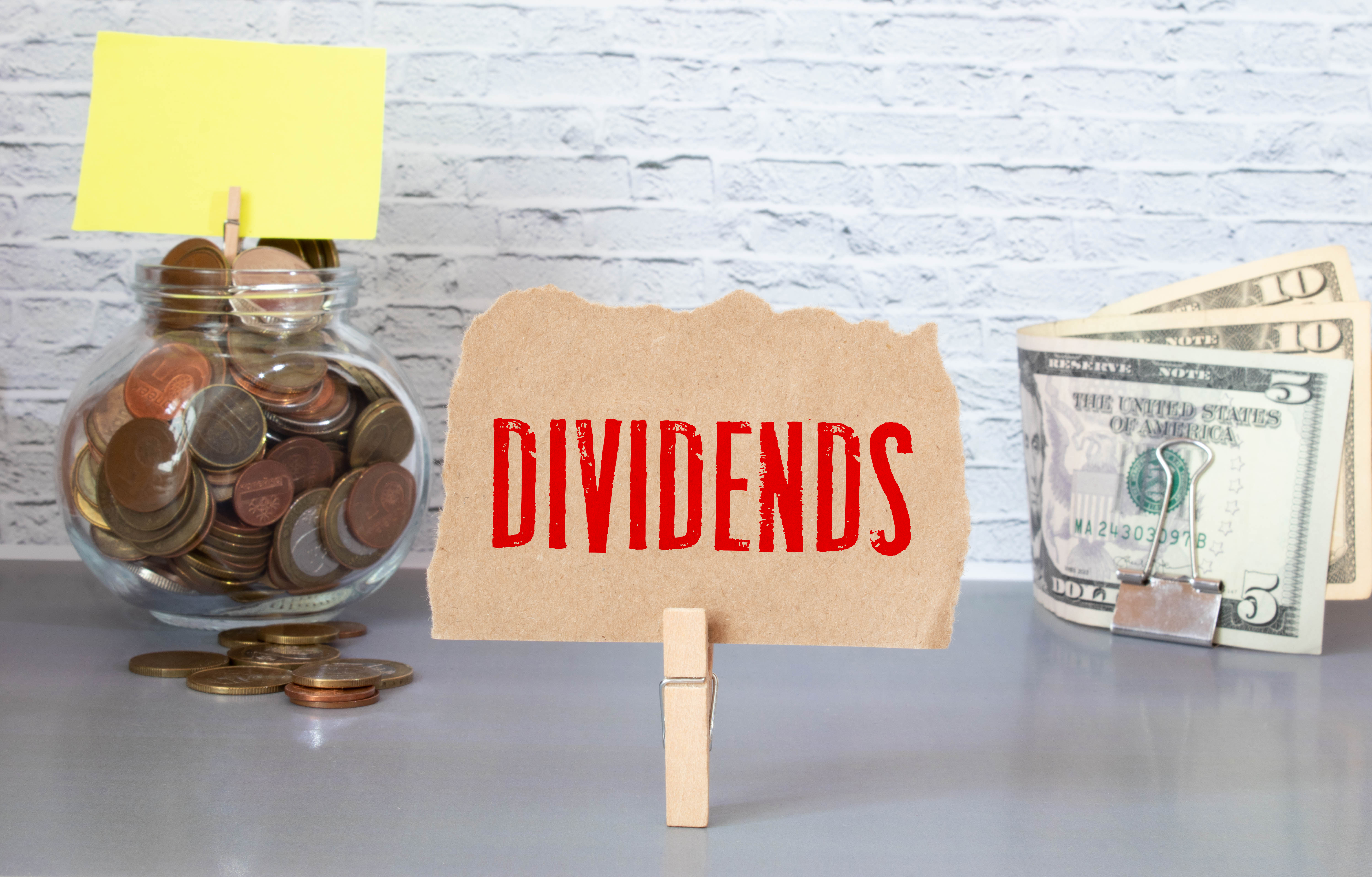 The Smartest Dividend Stocks to Buy With $1,000 Right Now