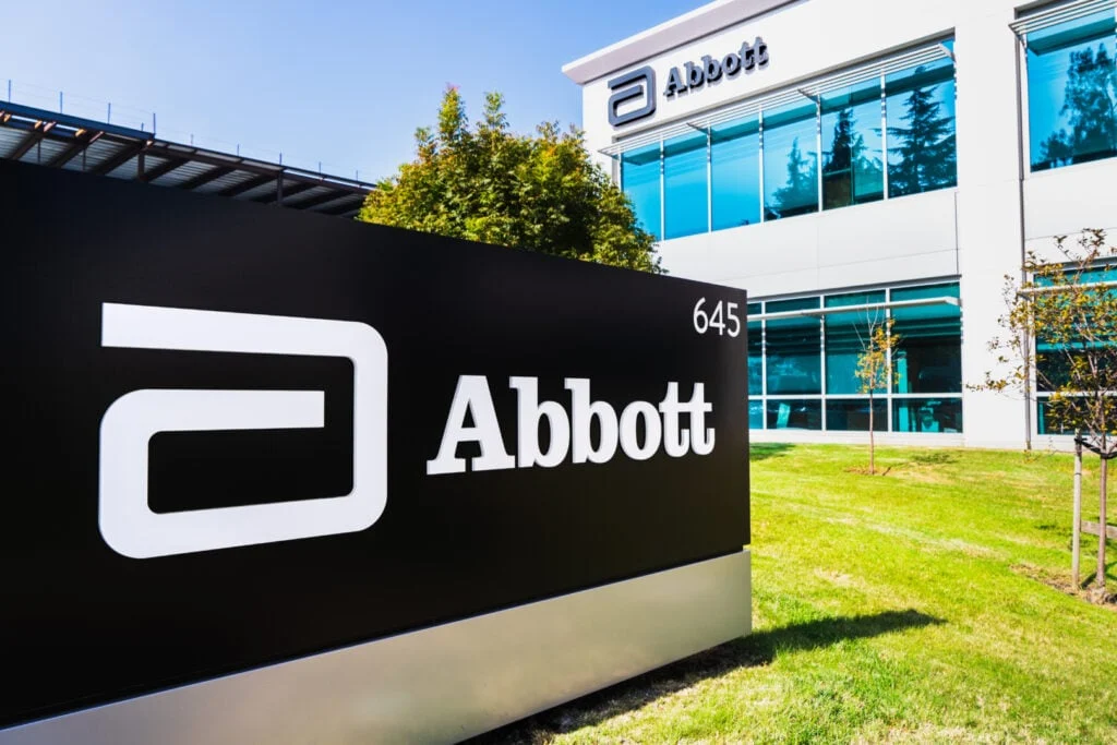 Abbott Labs Annual Guidance Cut Overshadows Earnings Beat, Stock Cracks