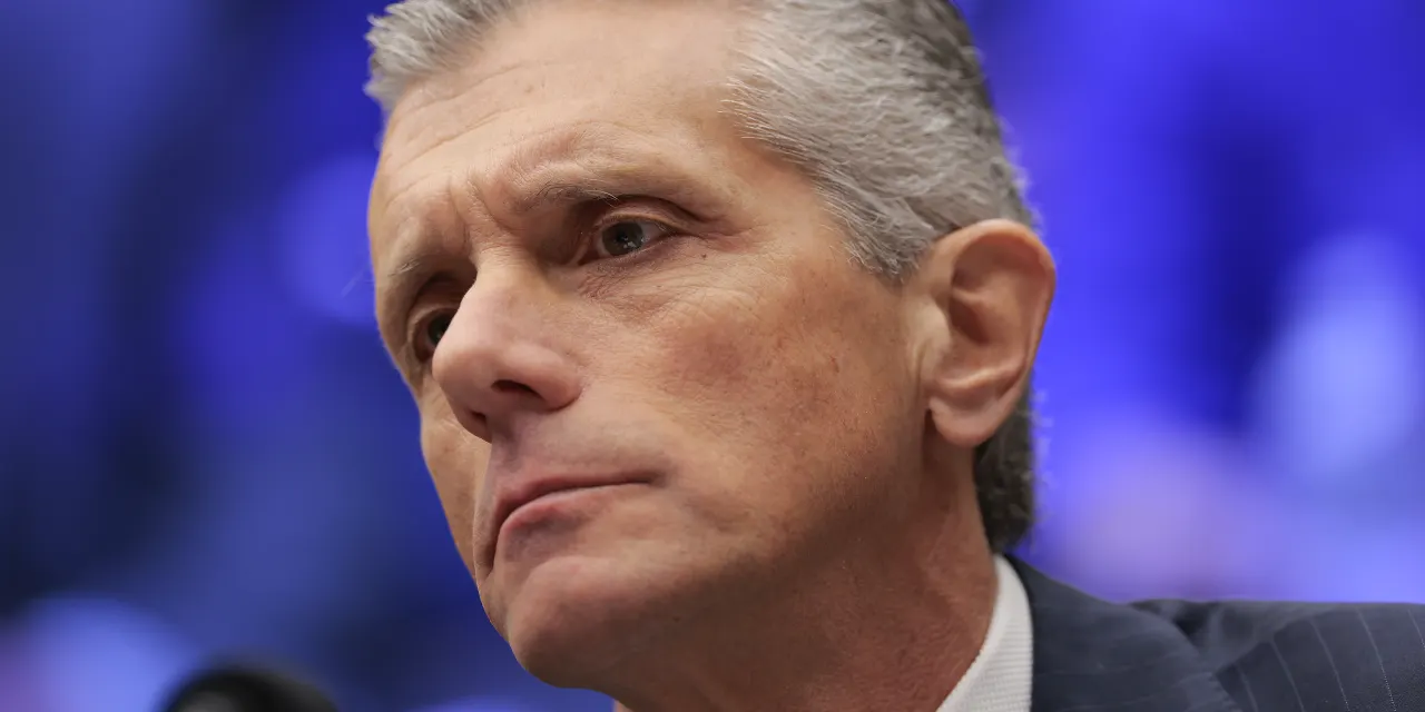 Cigna’s longtime CEO to step down as health insurers face growing scrutiny