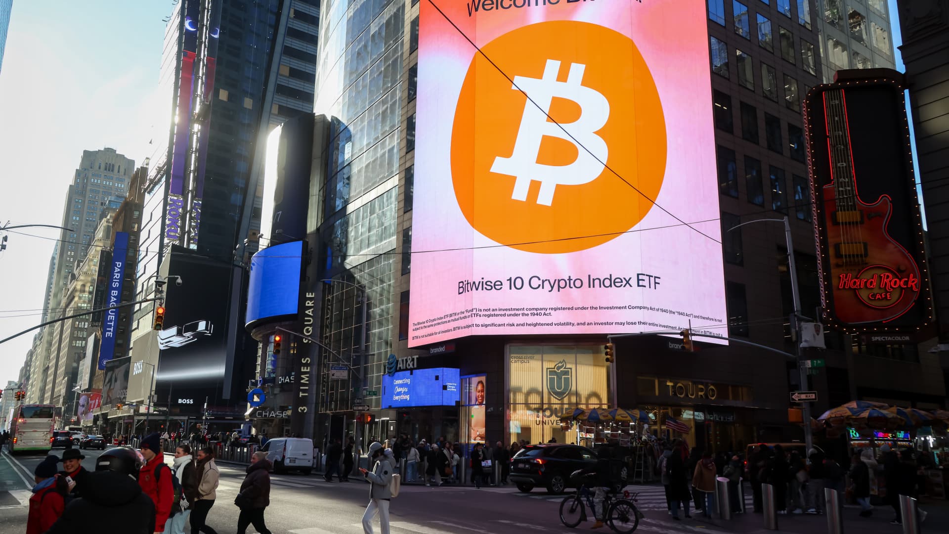 In bitcoin crash, ETF flows are down but they aren't signaling 'crypto winter' investor panic