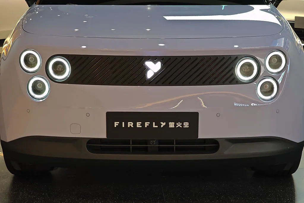 Chinese EV maker Nio climbs on narrower than expected Q3 loss