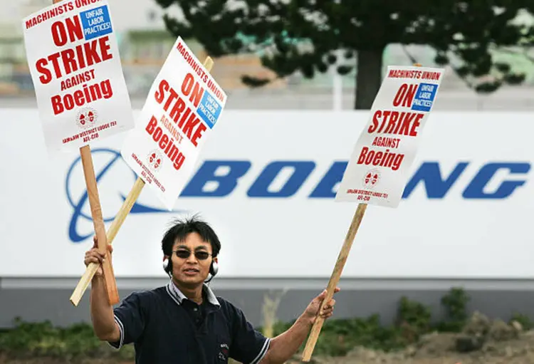 Striking Boeing employees in Missouri turn down latest offer