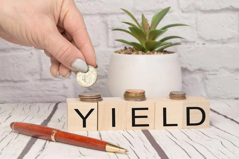 My 3 Favorite High-Yield Dividend Stocks to Buy This September (1 Yields 6.4%)