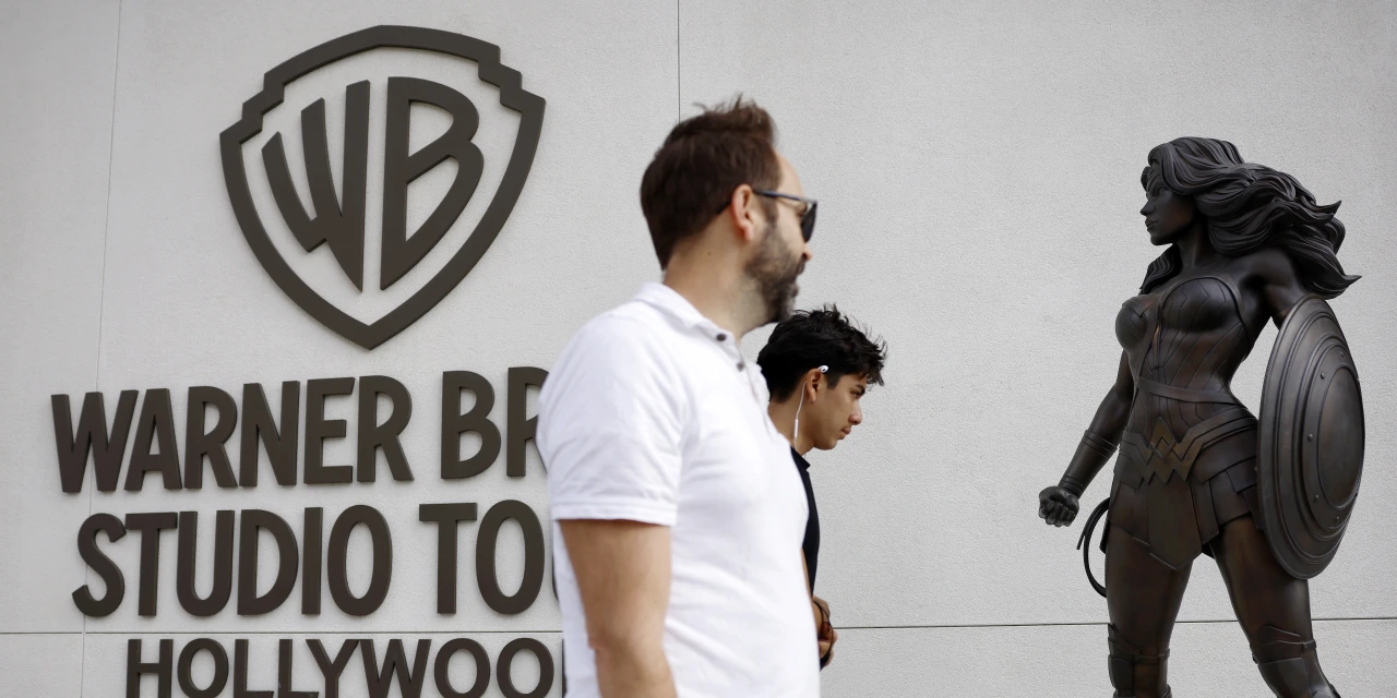 Warner Discovery Doesn’t Need to Disclose Netflix Deal Details, Judge Rules