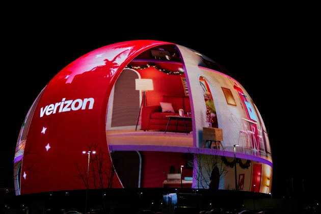 Verizon considered cutting back NFL sponsorship