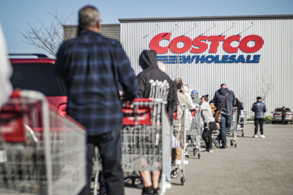 Costco Q2 Earnings Preview: Membership Fees, Tariffs Take Center Stage