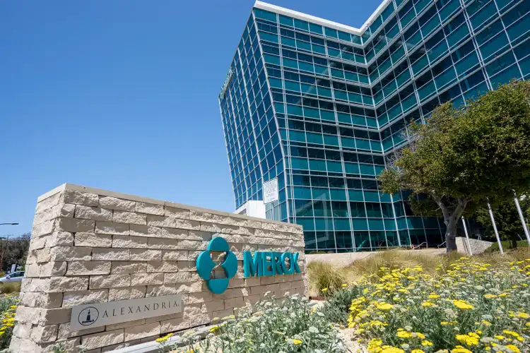 Merck posts mixed late-stage trial results for HIV treatment