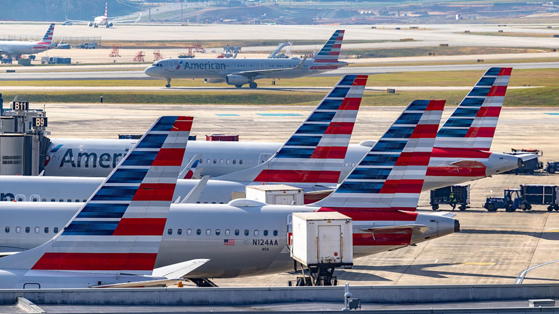 American Airlines no longer lets basic economy flyers earn miles